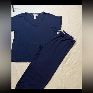 Barefoot Dreams Pajama Set Small Luxe Milk Jersey V-Neck Short Sleeve  Blue